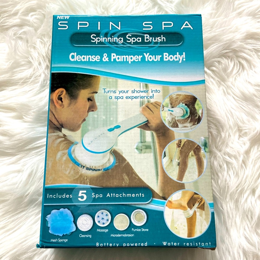 Spin Spa - Spinning Spa Brush w/5 Attachments Battery Powered Variable Speed NWT